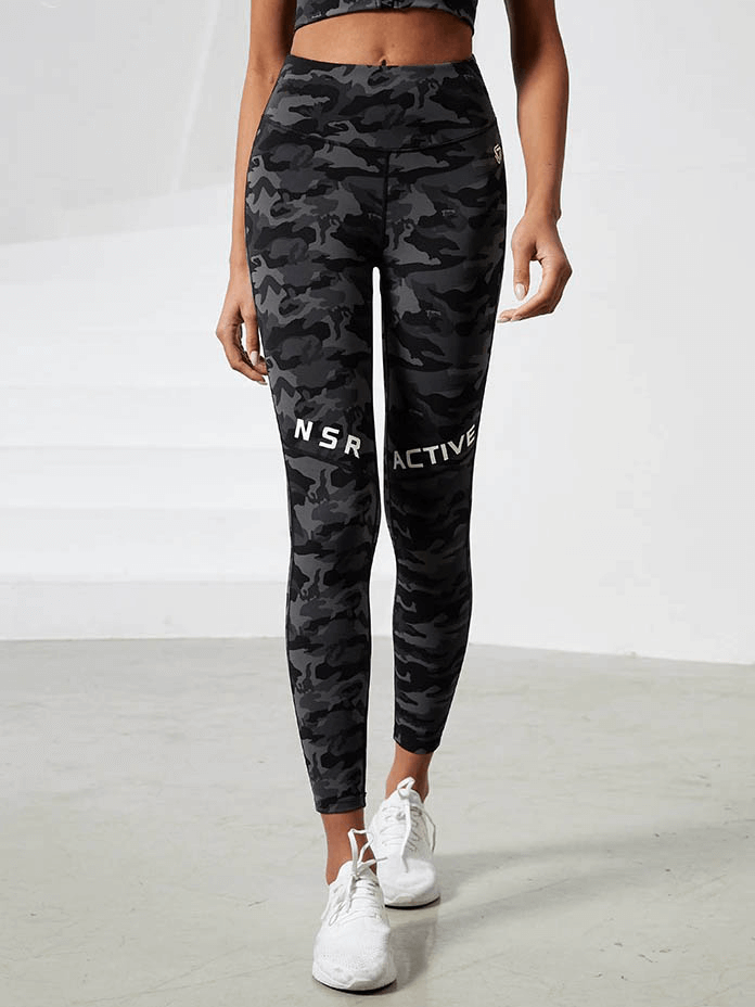 Stylish workout camouflage high waist leggings with pockets for yoga, running, and dancing. Breathable, quick-drying fitness wear.